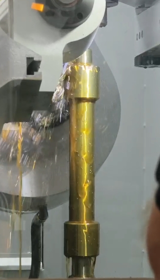 gear-hobbing-machine