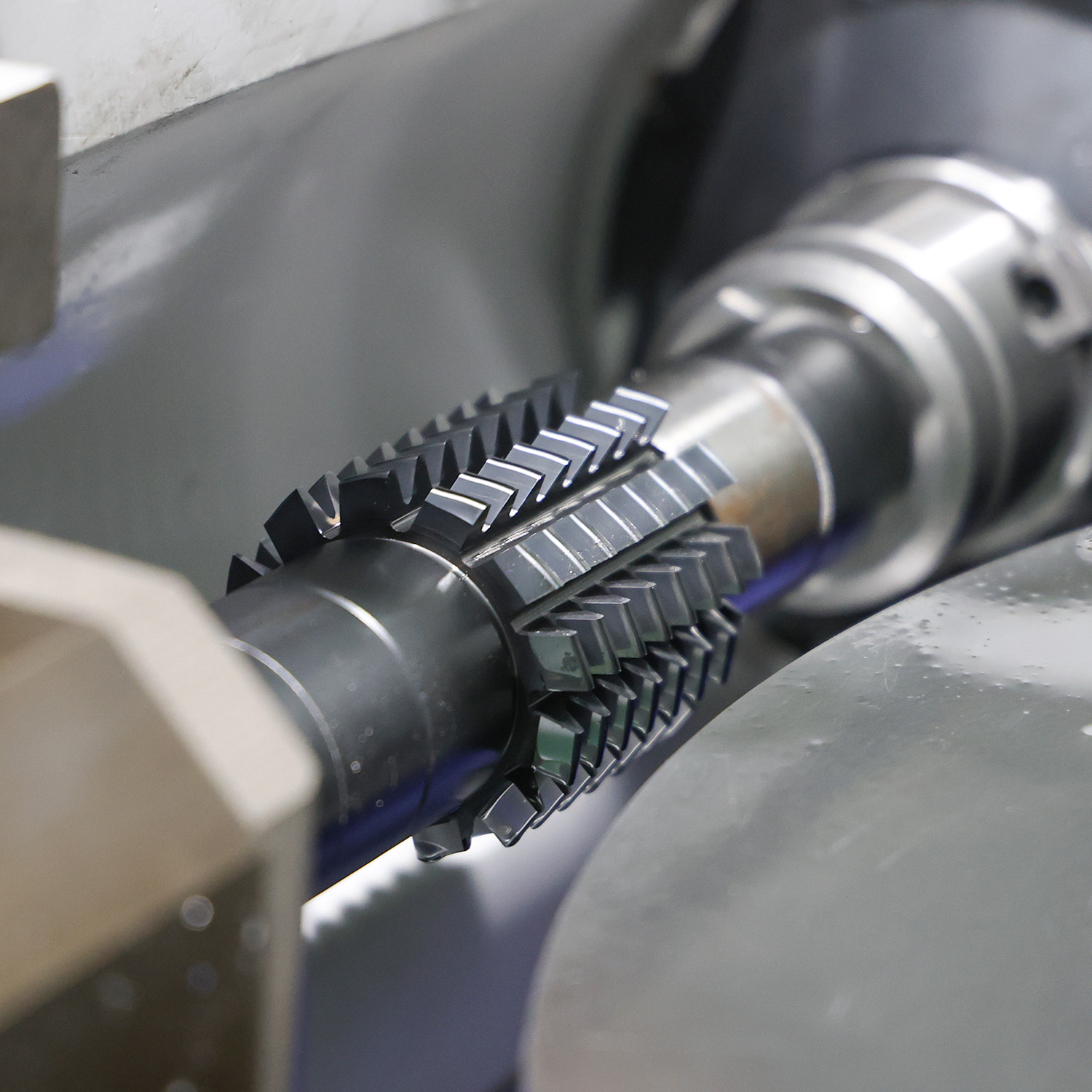 gear-hobber